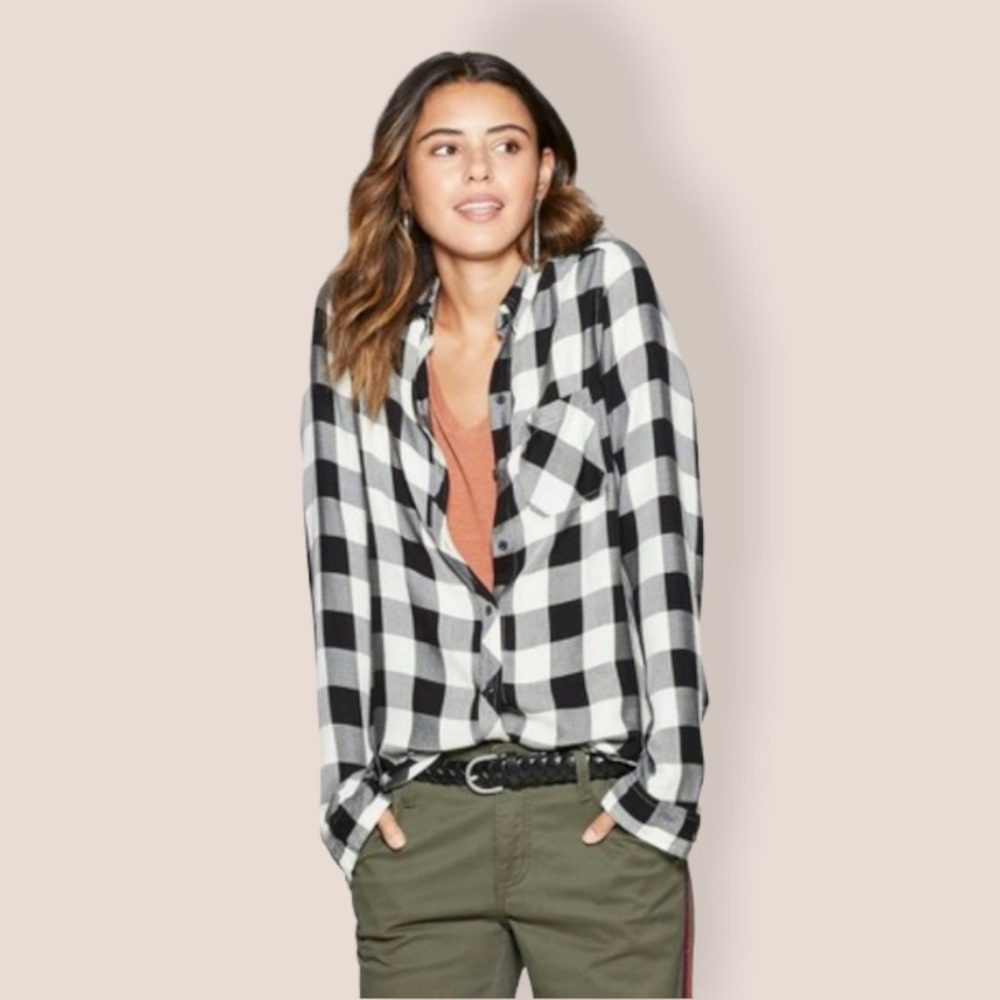 Universal Thread Buffalo Plaid Button Down Size L